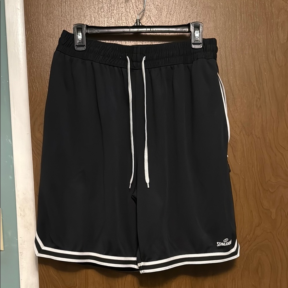 Spalding Black and White Athletic Shorts size XL